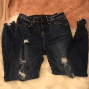 Size 5, Distressed Jeans, straight, 20.00.